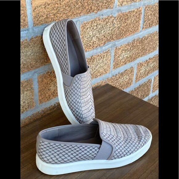 Vince Preston Snake Embossed Slip-On Sneakers 7.5 - Picture 3 of 10